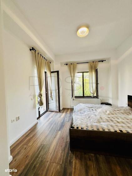 Casă cu 4 camere în Băneasa