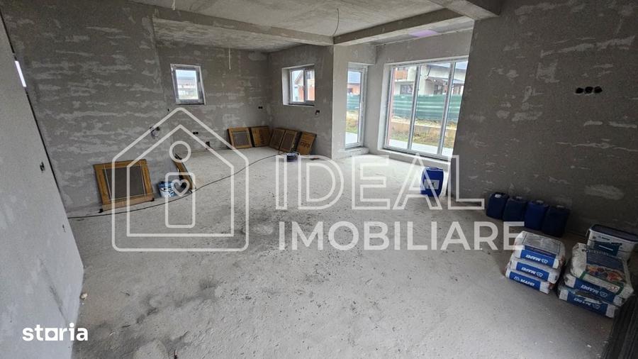 Casă cu 4 camere cu Teren 400 Mp în Central