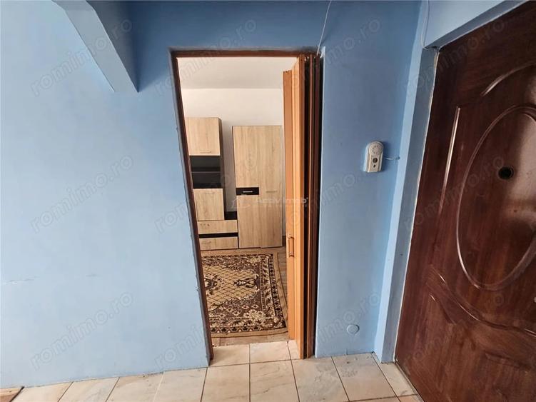 Garsonieră decomandată în Calea Caransebeșului