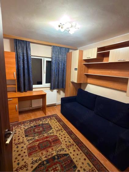 Apartament cu 3 camere decomandat în City Park Mall