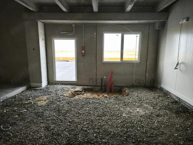 Spațiu comercial, de 523 mp, în Sânandrei