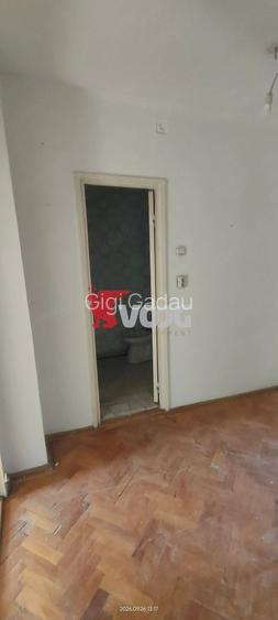 Apartament 3 camere Dacia de vanzare