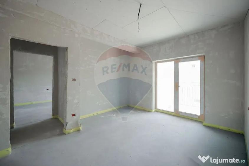 Casă cu 5 camere cu Teren 435 Mp în Săldăbagiu de Munte