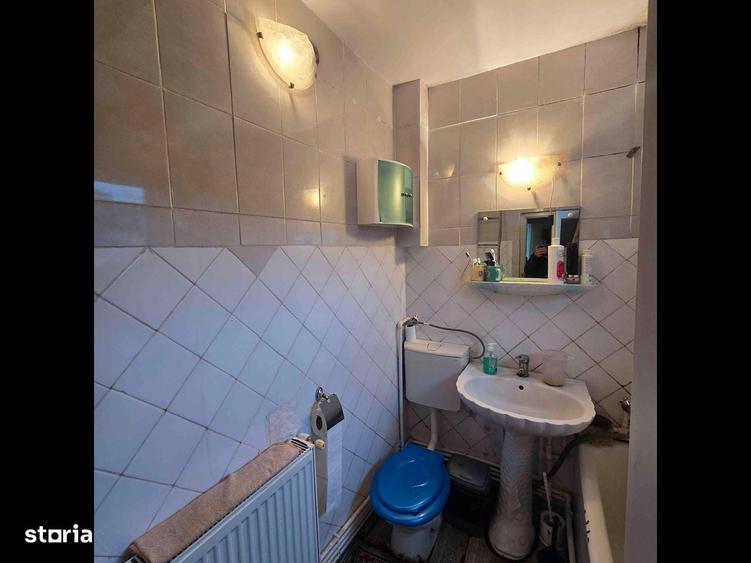 Casă cu 4 camere în Central