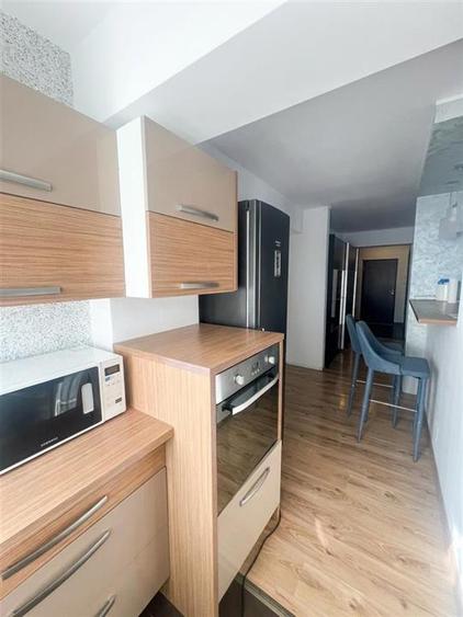 RECO Apartament 2 camere, zona Nufarul, etaj 5 8, lift, 60 mp utili - 13