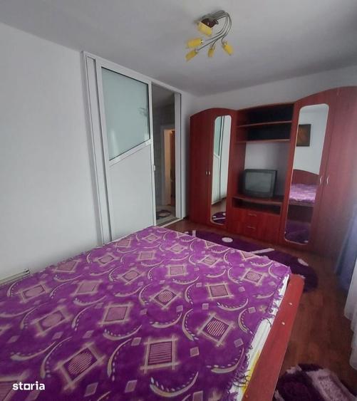 Apartament cu 2 camere semidecomandat în Micro 4