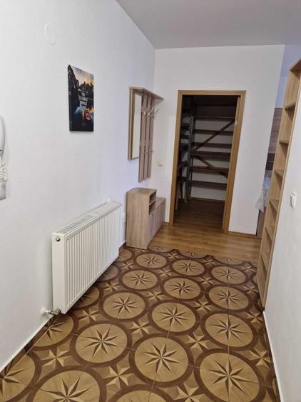 Apartament cu 2 camere semidecomandat în Turnișor
