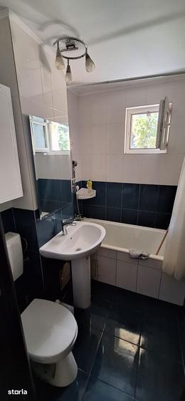 Apartament cu 4 camere semidecomandat în Pantelimon