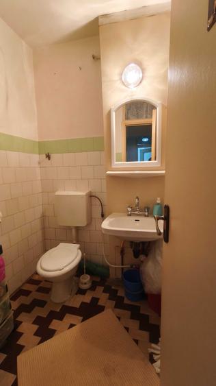 Apartament cu 3 camere decomandat în Drumul Carului