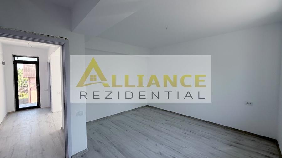 Casă individuală cu 4 camere cu Canalizare în Berceni