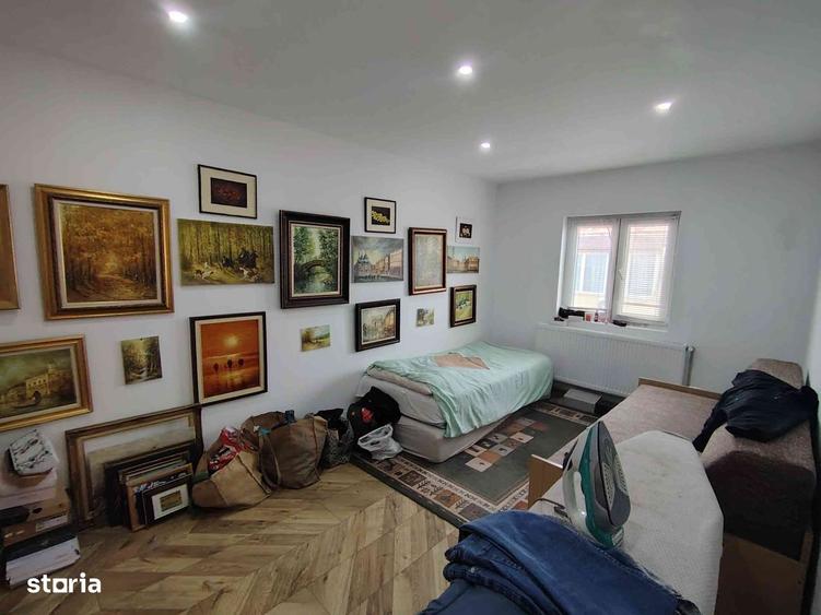 Apartament cu 2 camere decomandat în Micro 3