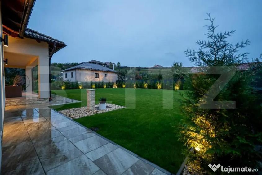 Casa de vanzare, cu 5 camere, 280 mp, zona Nord - 1