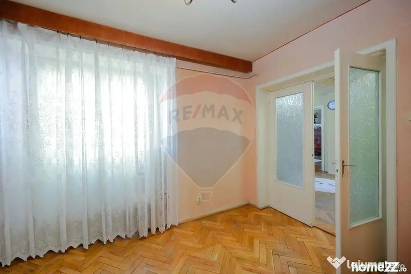 Apartament cu 3 camere decomandat în Ultracentral