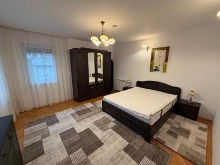Casă individuală cu 4 camere cu Canalizare în Turda