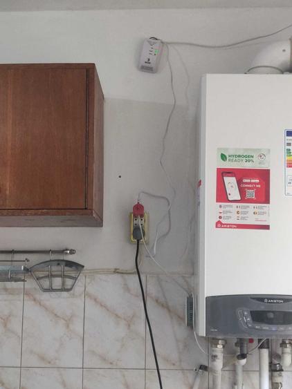 Apartament cu 3 camere decomandat în 1 Mai