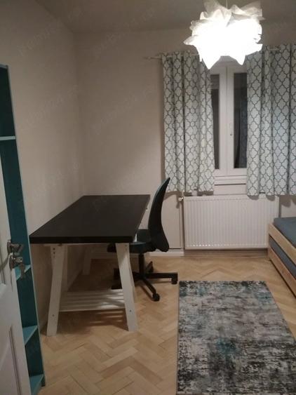 Apartament cu 3 camere decomandat în Torontalului