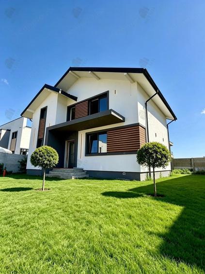 Casă cu 4 camere cu Teren 260 Mp în Berceni