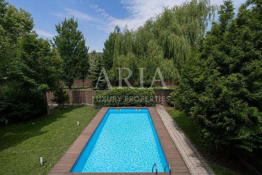 Casă individuală cu 10 camere cu Piscina în Pipera