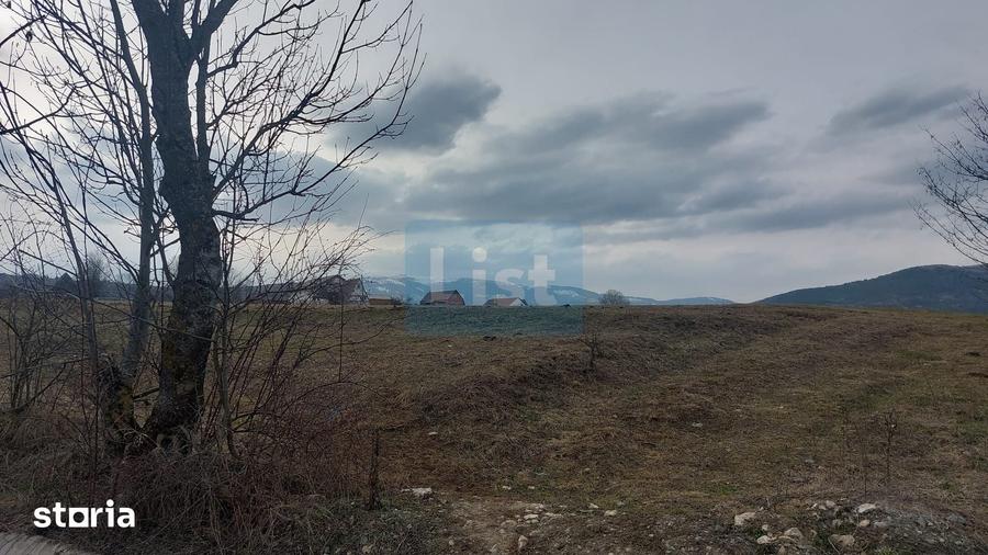 Casă cu 2 camere cu Teren 2295 Mp în Mărgău