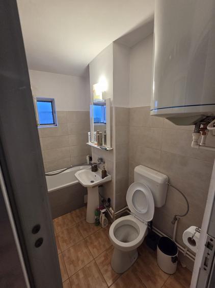Vand apartament 2 camere - 8