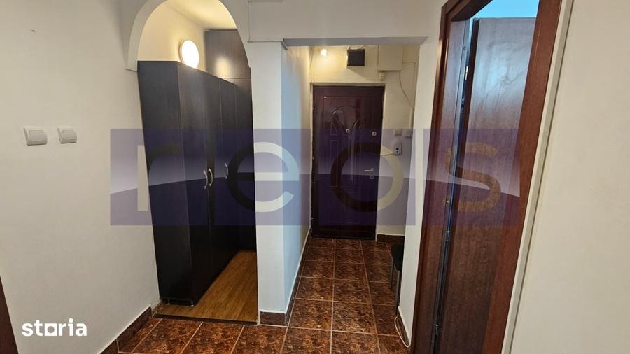 Apartament cu 2 camere decomandat în Drumul Taberei