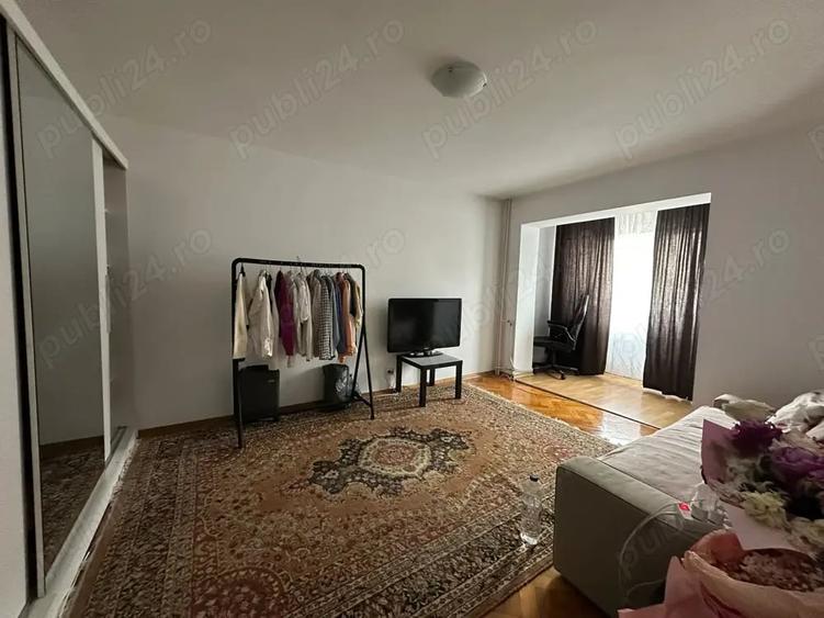 Apartament cu 2 camere decomandat în George Enescu
