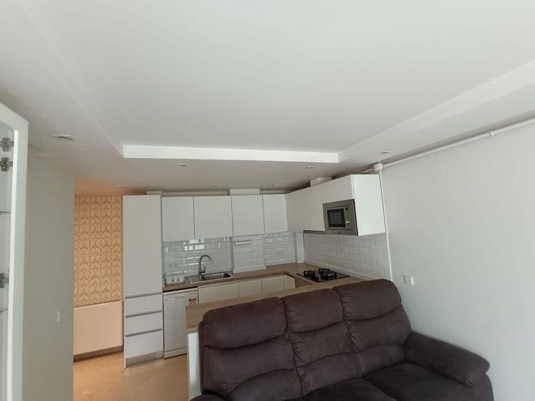 Apartament cu 2 camere semidecomandat în Central