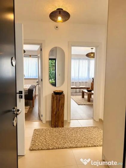 Apartament cu 2 camere decomandat în Brezoianu