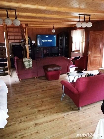 Casă cu 5 camere cu Teren 900 Mp în Râu Sadului