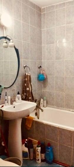 Garsonieră decomandată în Colentina