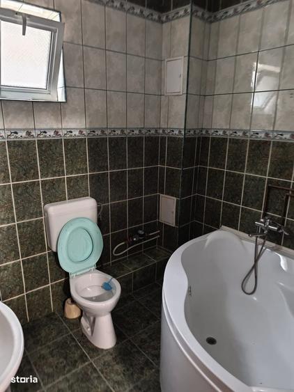 Casă cu 4 camere în Exercițiu