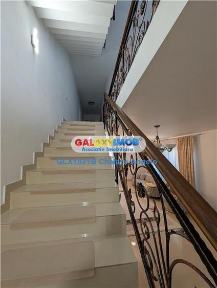 Casă cu 6 camere cu Teren 256 Mp în Sălaj