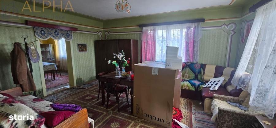 Casă cu 3 camere cu Teren 2400 Mp în Blăjenii de Jos