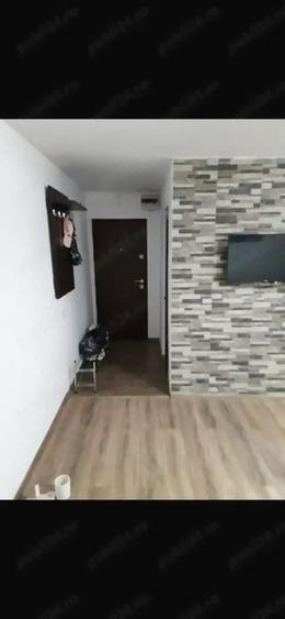 Apartament cu 2 camere semidecomandat în Voineasa