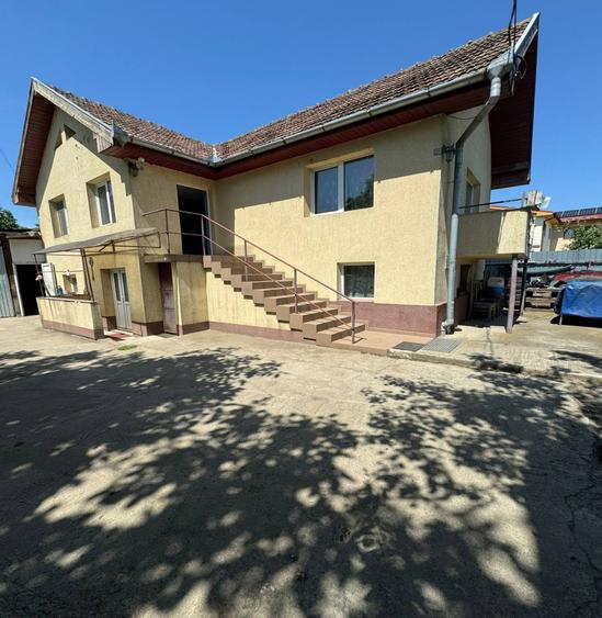 Casa noua individuala cu 4 camere, 135 mp utili si 427 mp teren, finisata, mobilata si utilata - 1
