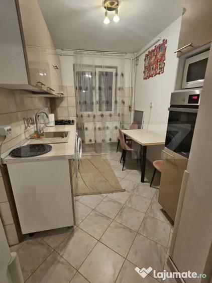 Apartament cu 2 camere, 51 mp, zona Sud - 7