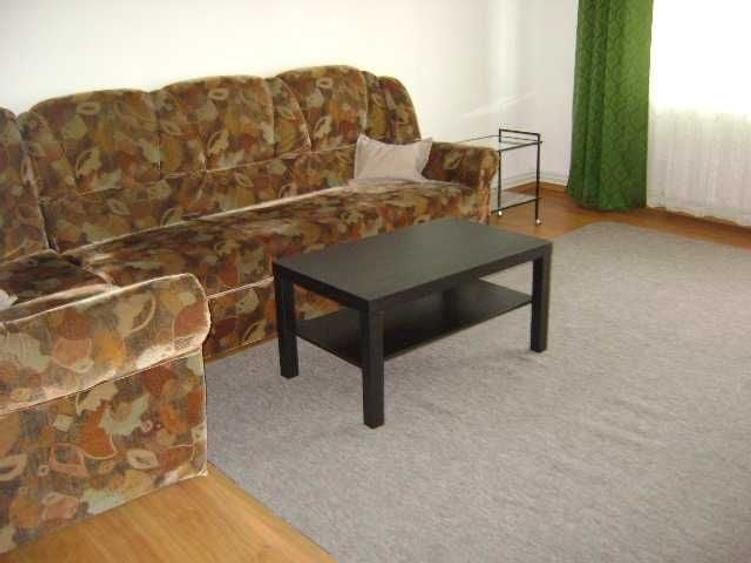 Apartament cu 2 camere semidecomandat în Lunei