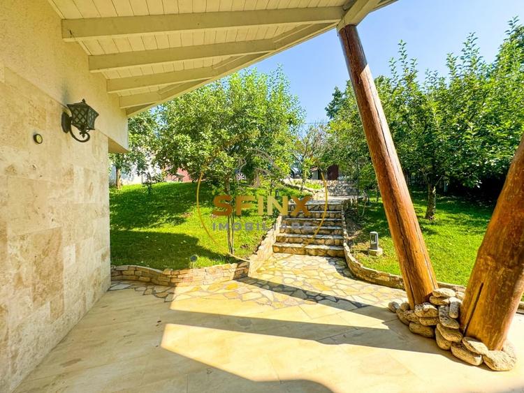Casă individuală cu 6 camere cu Garaj în Bălteni