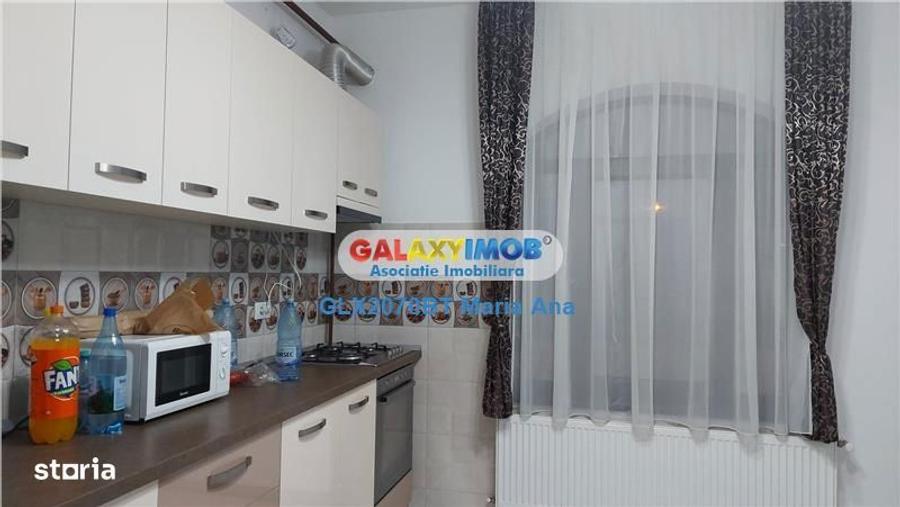 Casă cu 12 camere cu Teren 480 Mp în Sud
