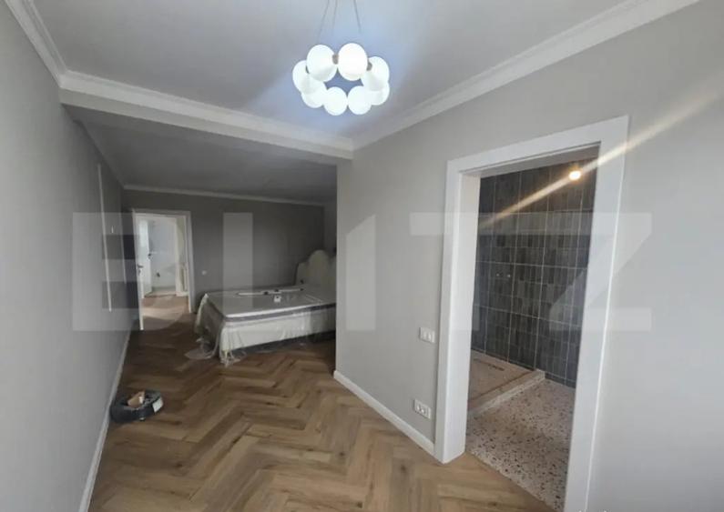 Casă cu 4 camere cu Teren 505 Mp în Aeroport