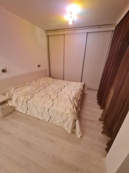Apartament cu 2 camere semidecomandat în Centru Civic