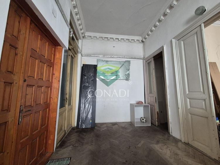 Apartament cu 2 camere semidecomandat în Victoriei