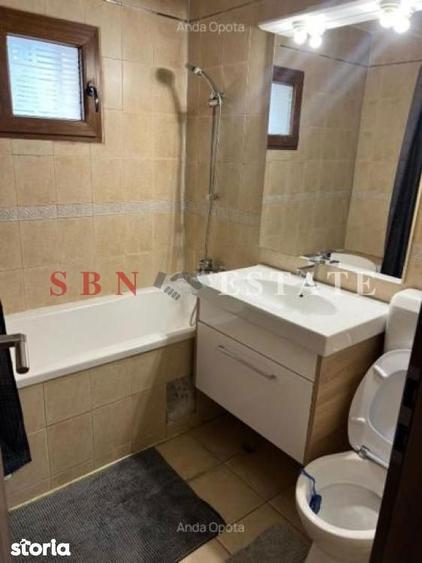 Apartament cu 3 camere semidecomandat, mobilat în Tineretului
