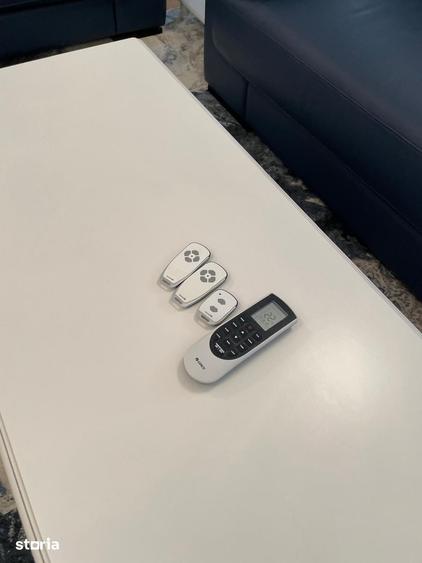 Apartament cu 4 camere în Băneasa