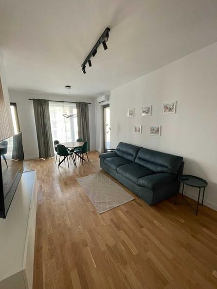 Apartament cu 2 camere semidecomandat, mobilat în Pipera