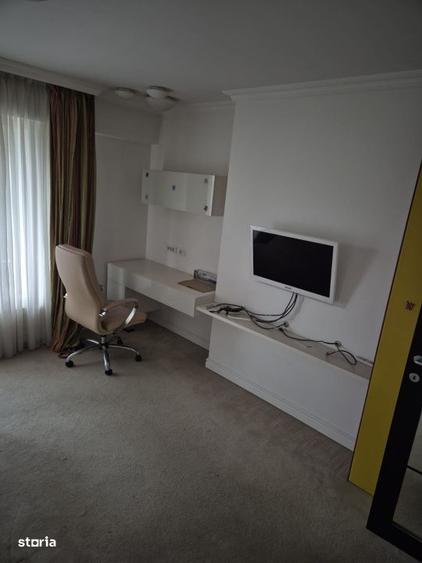 Apartament cu 3 camere în Grigorescu