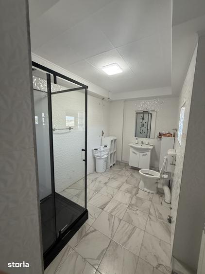 Apartament cu 4 camere în Tuzla