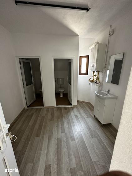 Spațiu comercial, de 310 mp, în Central