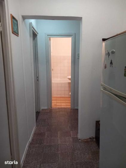 Apartament cu 3 camere decomandat în Păcurari