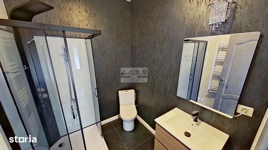 Casă cu 2 camere cu Teren 700 Mp în Central
